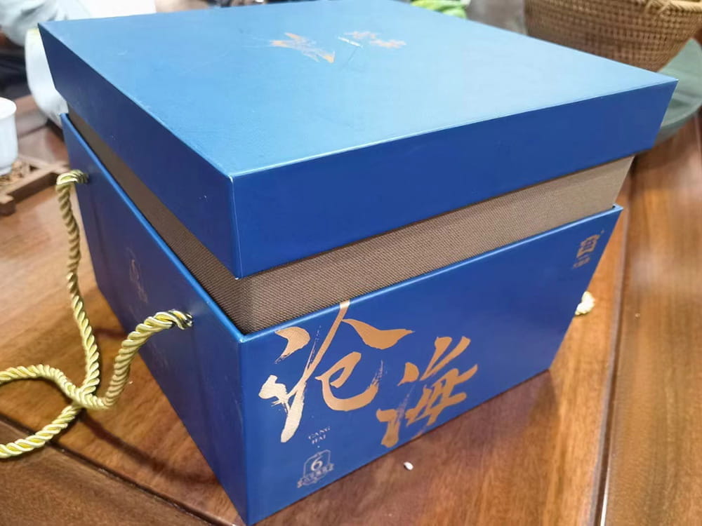 震驚！您家角落那餅被遺忘的普洱茶，可能藏著萬(wàn)元財(cái)富！